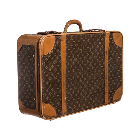 2 hand louis vuitton|used Louis Vuitton suitcase.